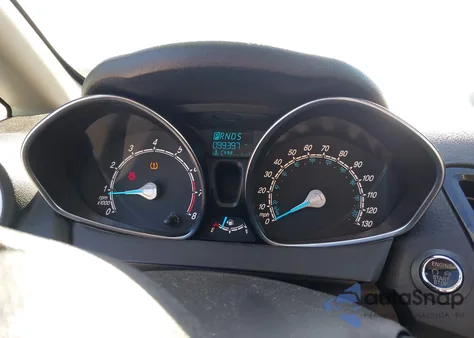 2018 Ford Fiesta Titanium z USA, uszkodzony, nr VIN 3FADP4FJ9JM129718